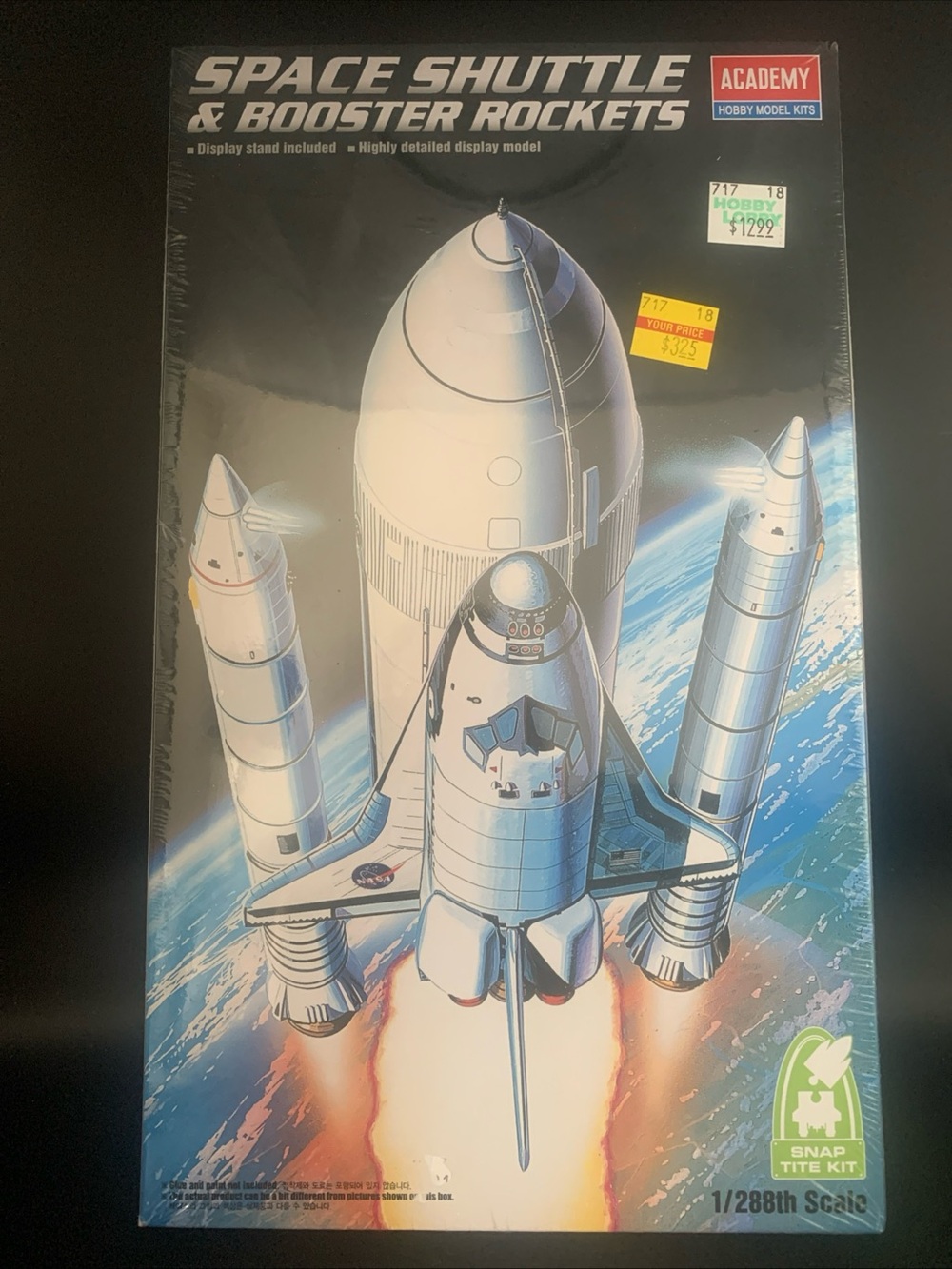 New Academy Space Shuttle & Booster Rockets Snap Tite Model W Display Stand
